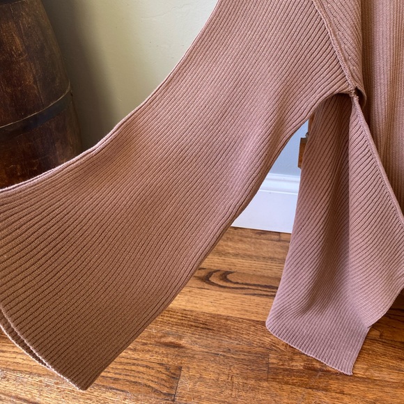 FP BEACH Oversized Tie-Able Side-Open Sweater S - Picture 3 of 6